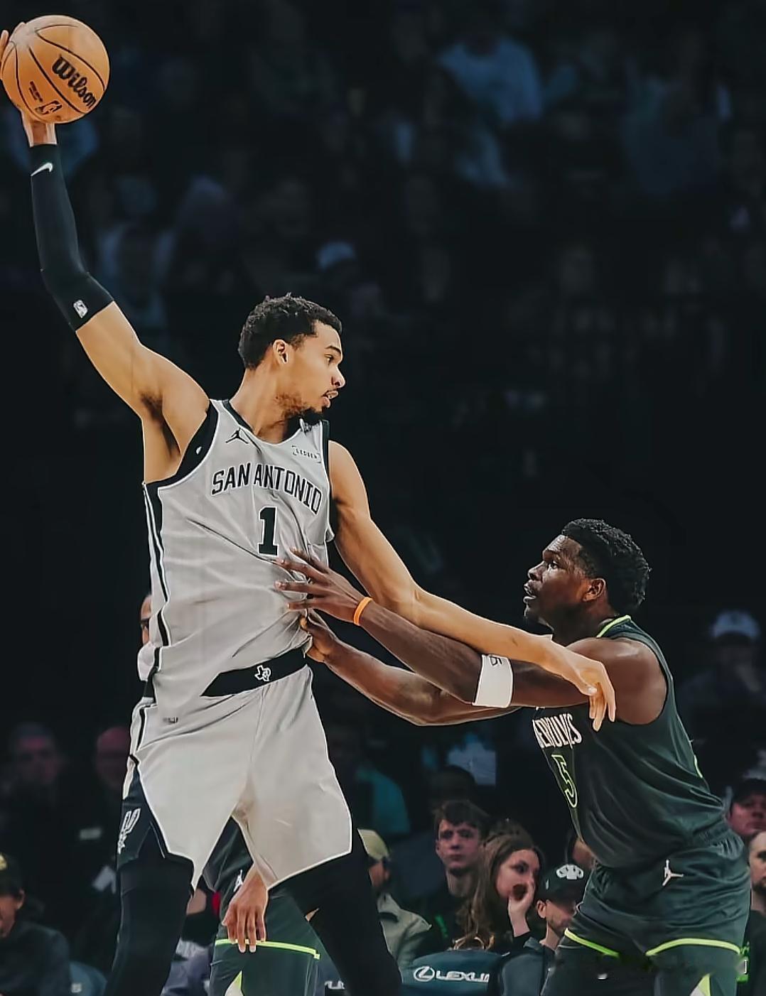 既生华子何生文班，今天森林狼对战马刺绝对是最精彩的比赛之一，这也许就是未来联盟门