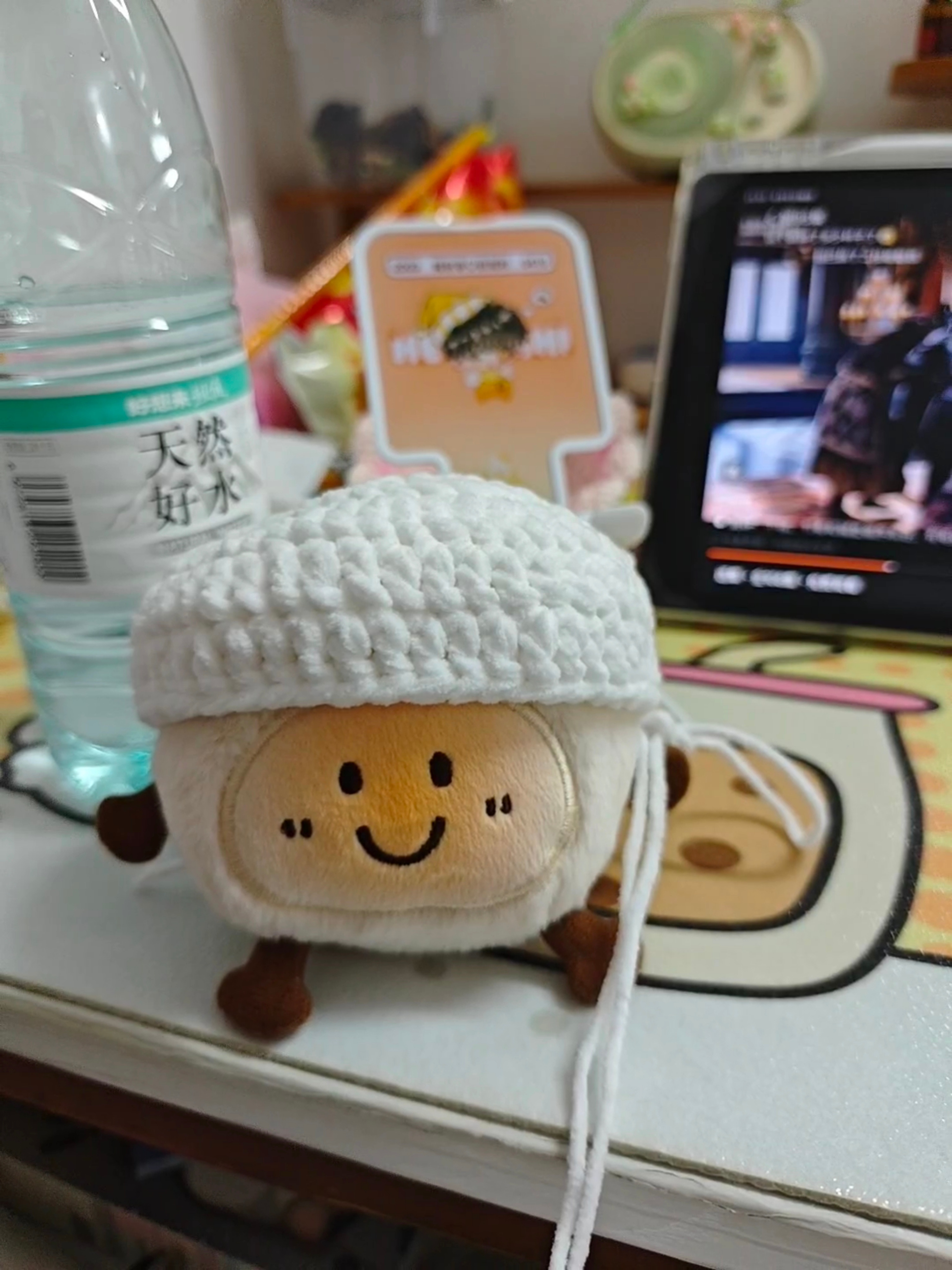 东东糕你为什么头上戴个大饼 
