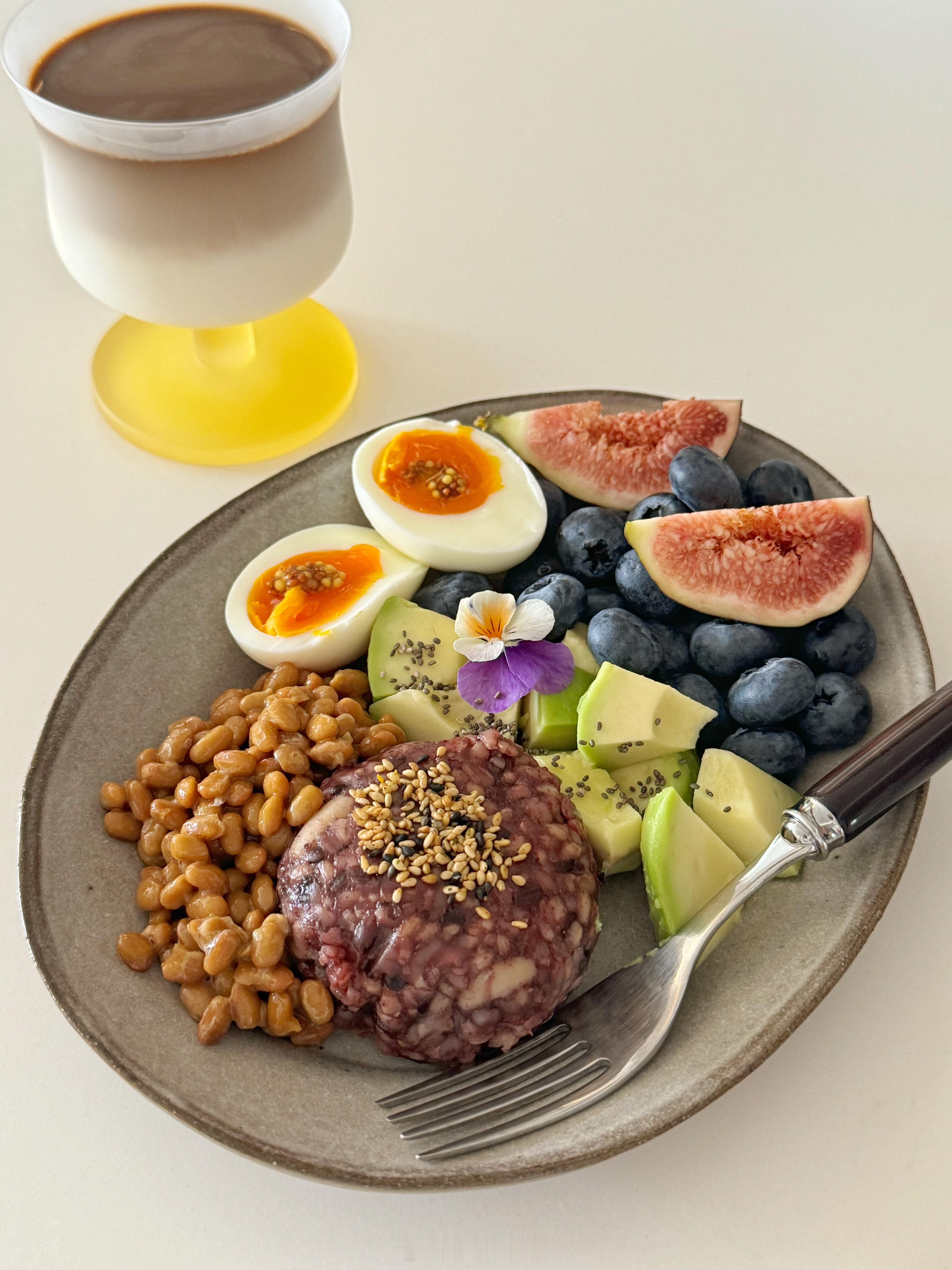 早餐🥣纳豆牛油果拌饭很美味❤️ ​​​