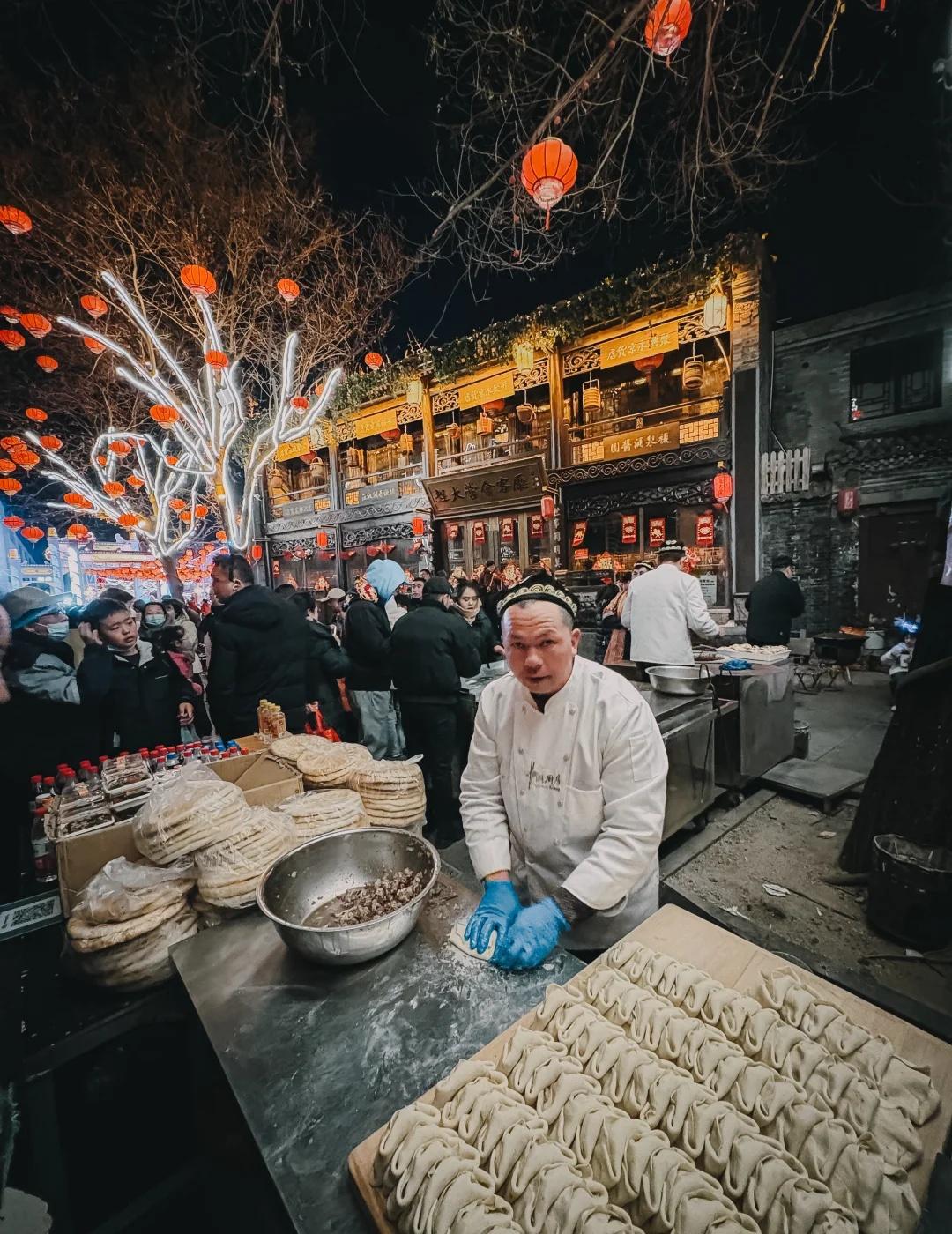 不会吧燕郊已经打开烧烤模式了？燕顺路PM爆表了，燕灵路、燕高路、燕昌路迎宾路的朋