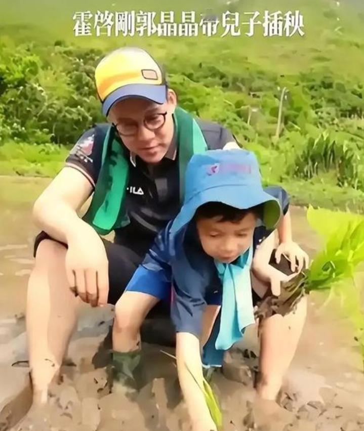 拒绝温室养娃！霍启刚郭晶晶送13岁儿子入40度军营历练
 跳水少女郭晶晶 
驻港
