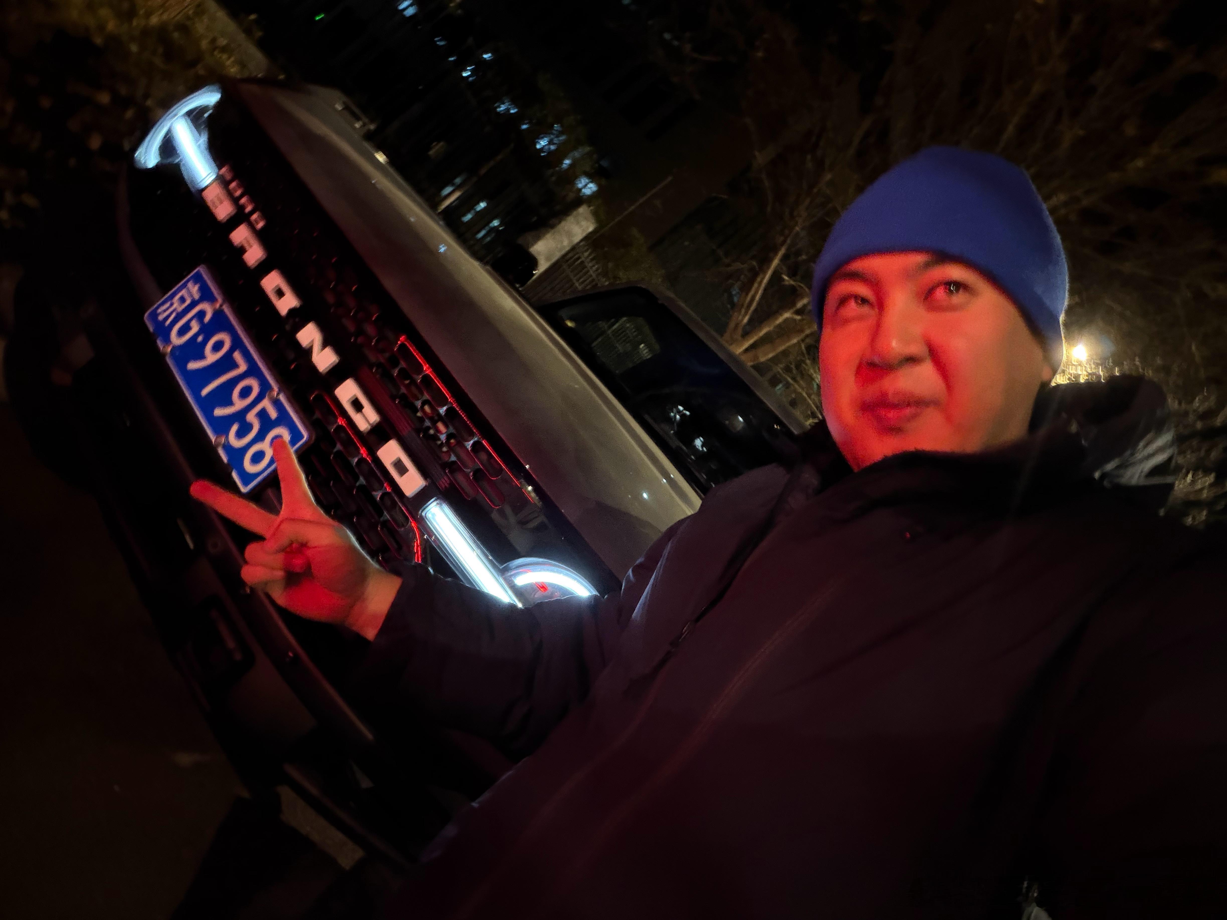 半夜工作结束看见爱车在路边等着你实在是太幸福了我与汽车的日常