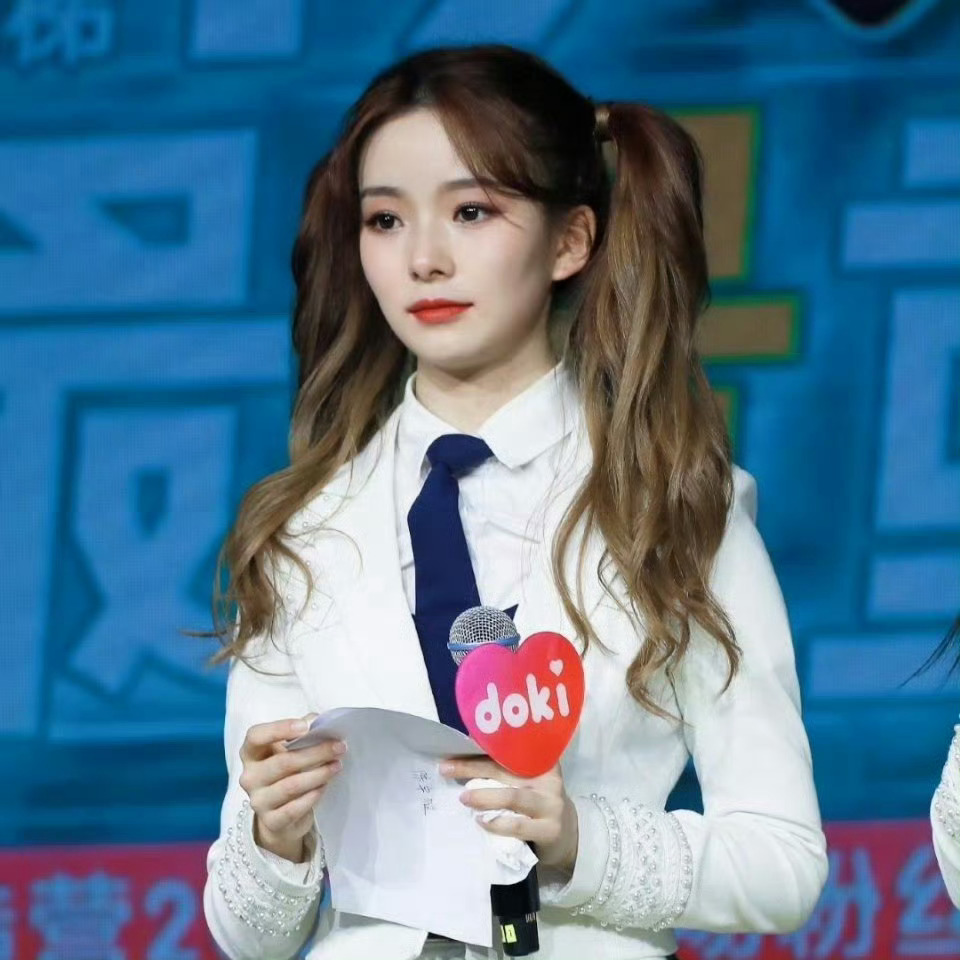 陈卓璇期待硬糖少女303再合体 陈卓璇期待硬糖少女303再合体，这句话直接戳中我