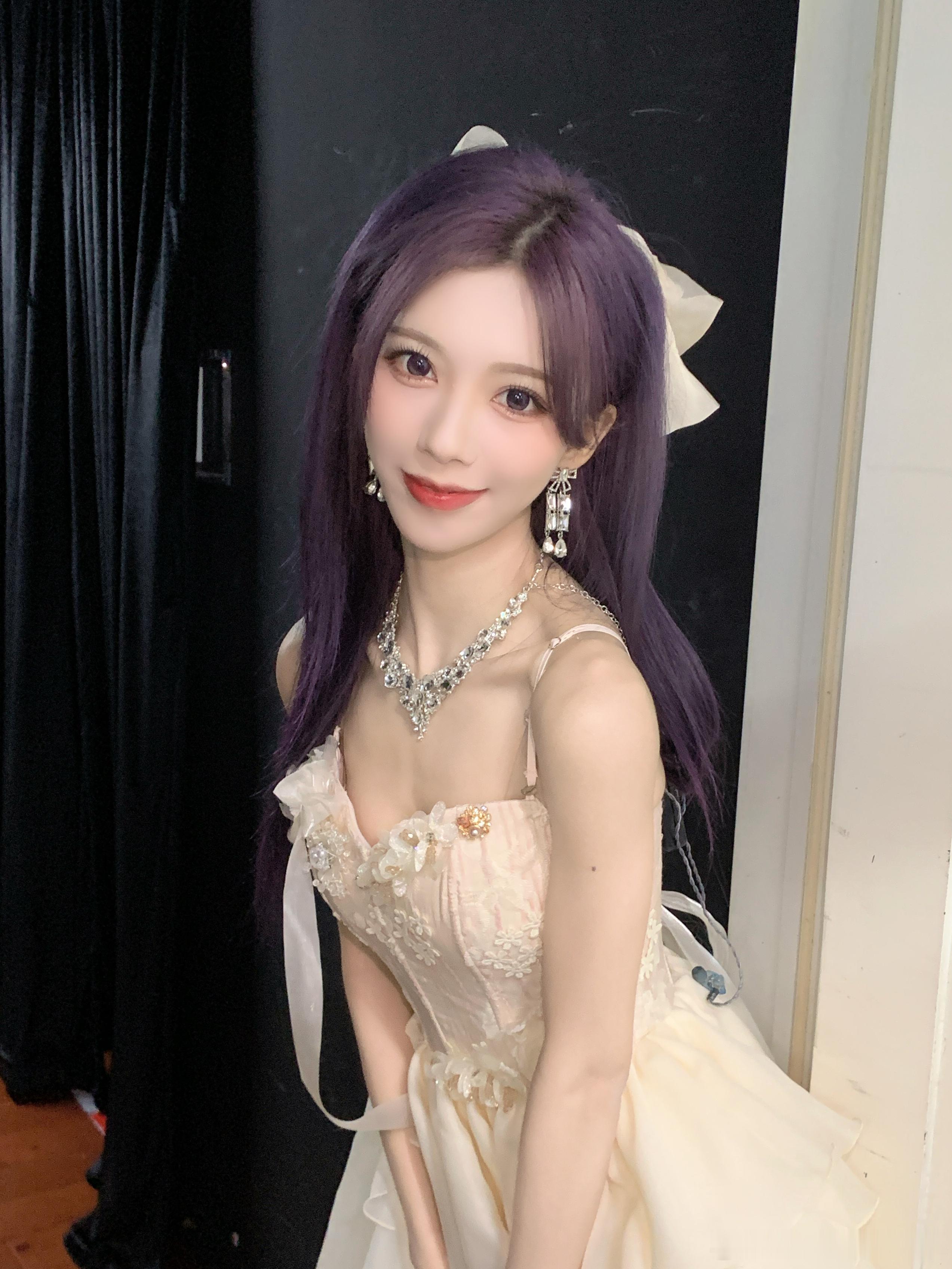 黄楚茵 大大蝴蝶结🎀 