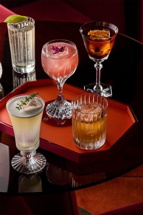 行业公司研究 全球鸡尾酒行业全貌分析一、发展历史混合调酒雏形最早可追溯至古代文明