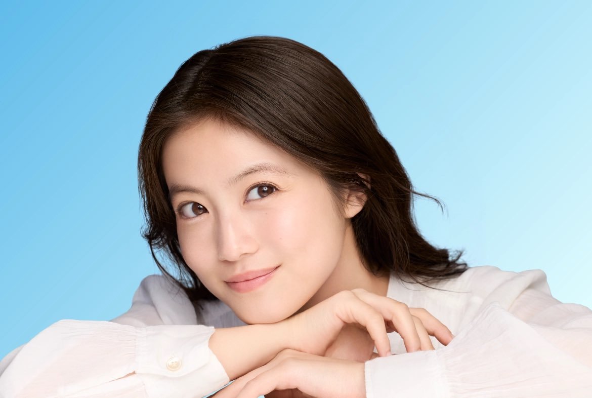 【代言】ACUVUE宣传图两张今田美樱今田美樱今田美桜
