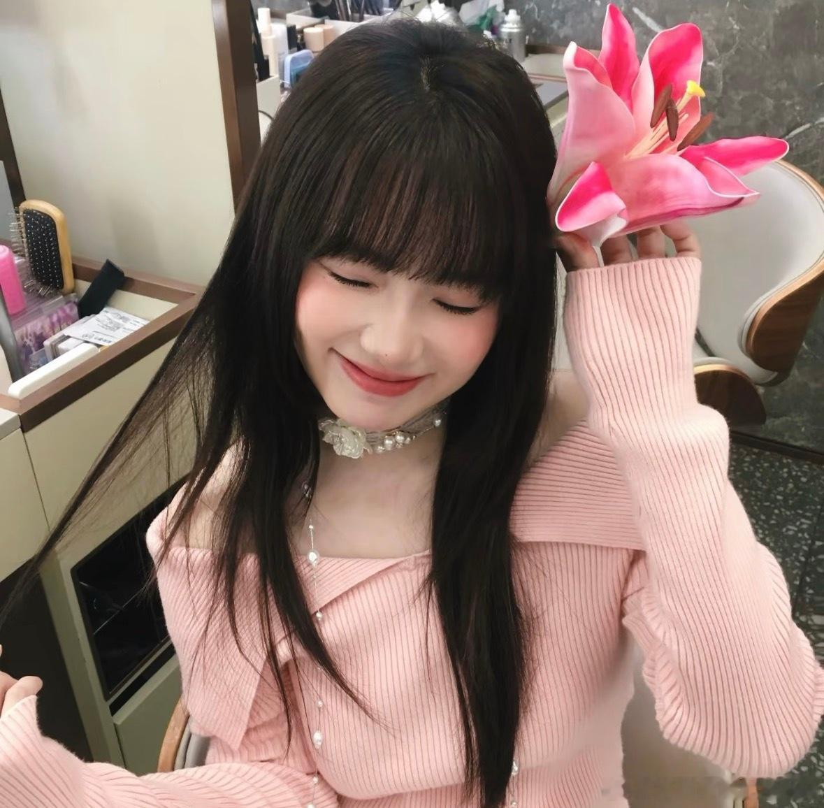 WeChat｜明媚感女生头像🫧氛围感头像 优质女生头像 明媚感女头 氛围感女头