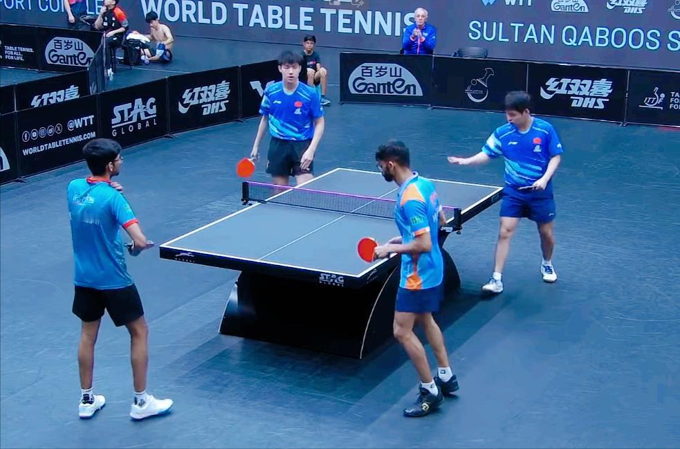 坏了！林诗栋/黄友政双打又要输吗？

前两局1:2落后，
关键是场面太难看了，