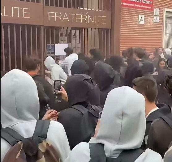 法国的高中生闹暴乱了，理由也相当的奇葩。居然是因为上课时间太长了，超过8小时受不