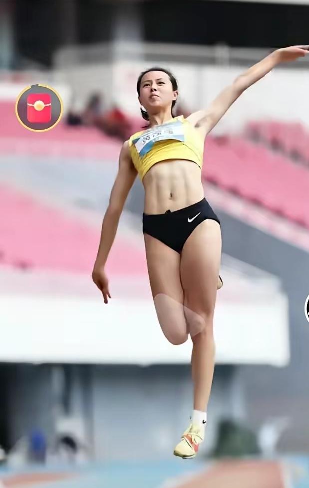 女子三级跳远国内又出强手！
21岁的福建选手黄滢滢在今年全国田径冠军赛中，以13