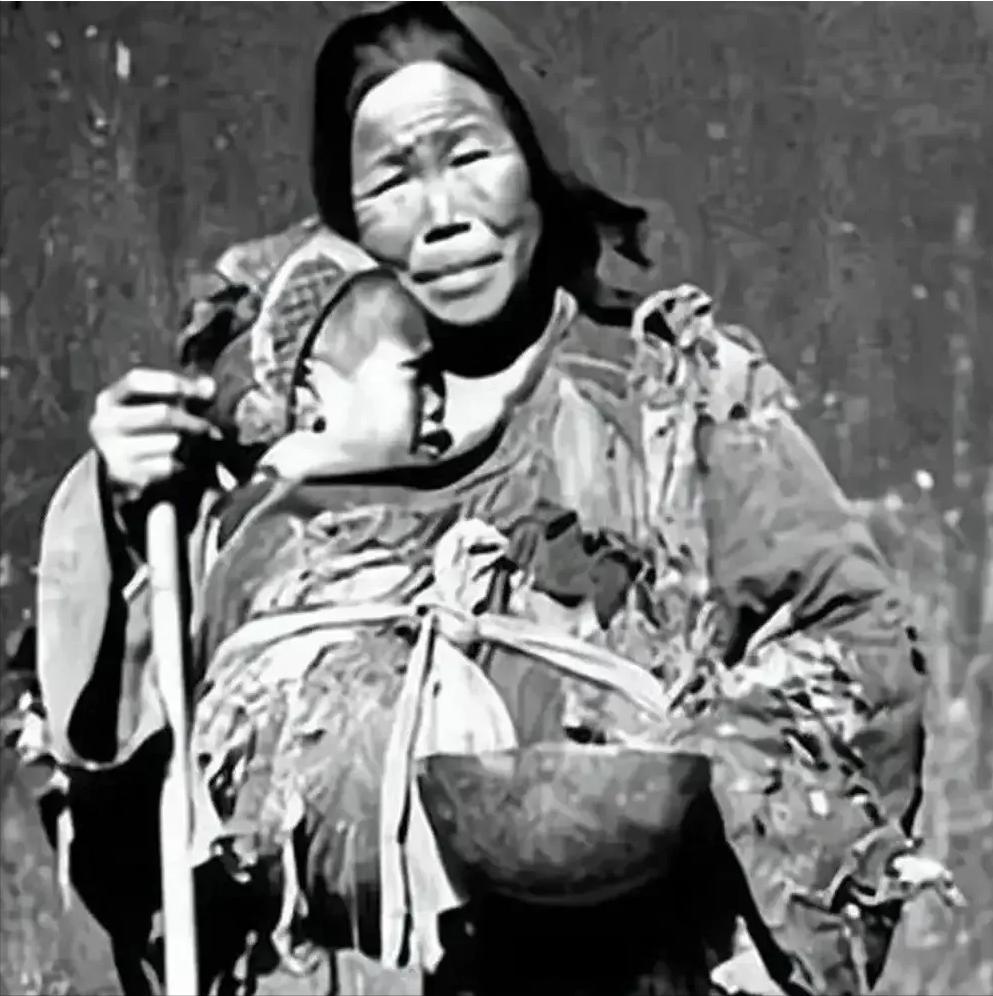 [微风]1949年，湖南平江解放后，有一个乞丐模样的妇人，径直走进了县委大院，当