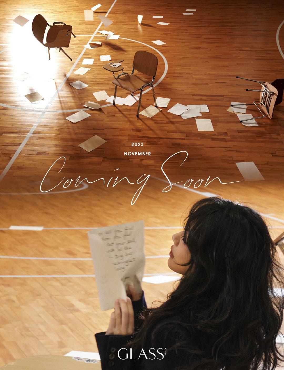 杨紫开年刊预告杨紫glass开年刊封面预告 杨紫glass中文版开年刊预热 