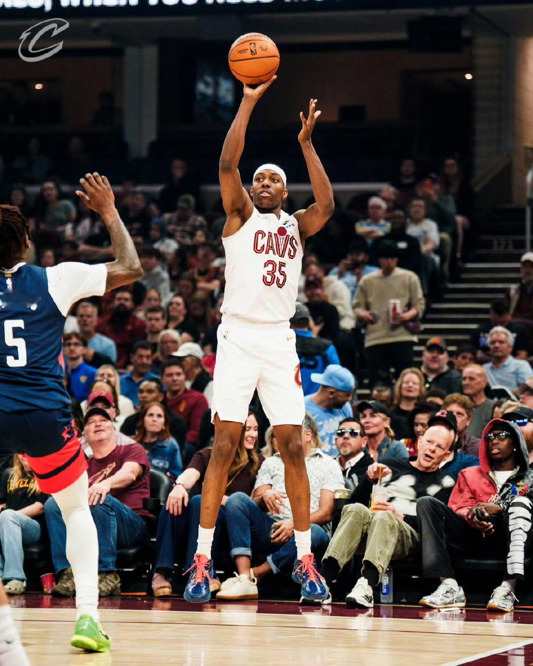 今天的汤姆林：出战36分钟，投篮16中9、三分8中4得到26分8篮板5助攻！其中