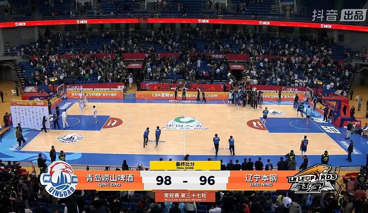一个段君昂，一个王睿泽，
再加上一个外援米奇，
三人用两个加时，
艰难赢下了辽宁