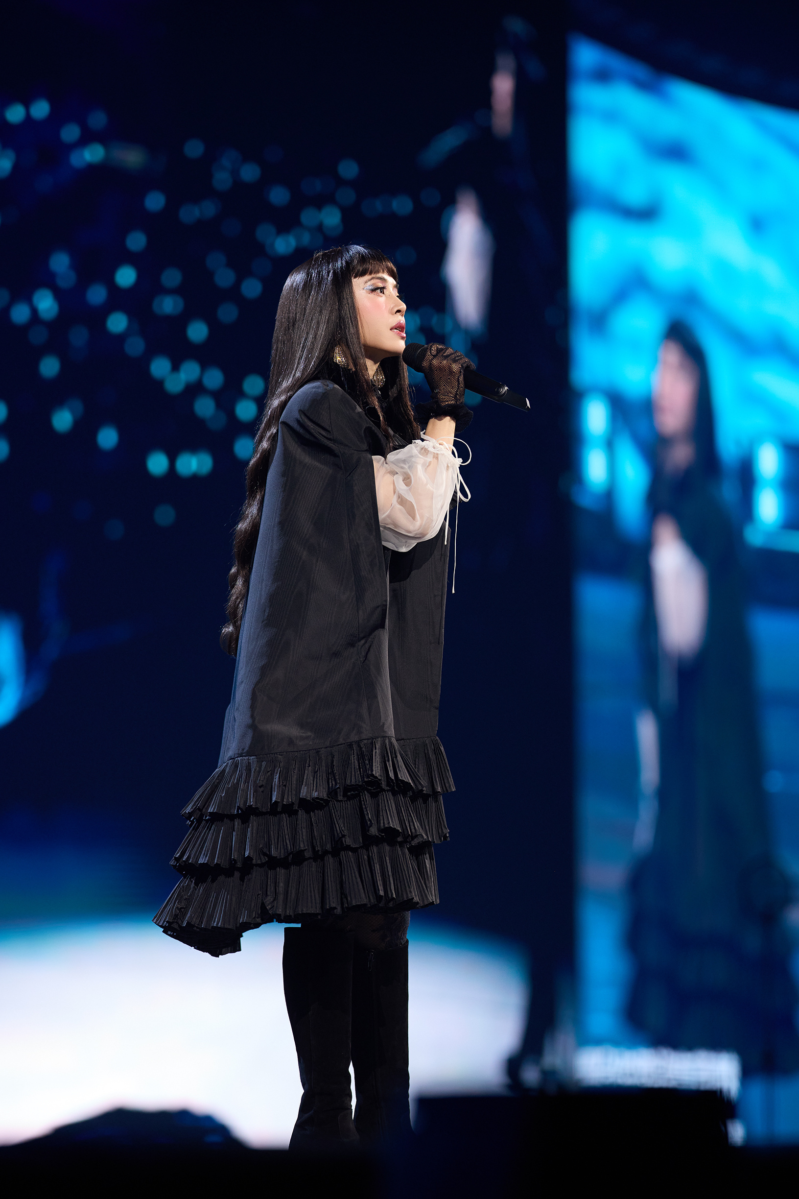 蔡依林pleasure巡回演唱会天后大巨蛋正式开唱 ，Valentino 的宠爱