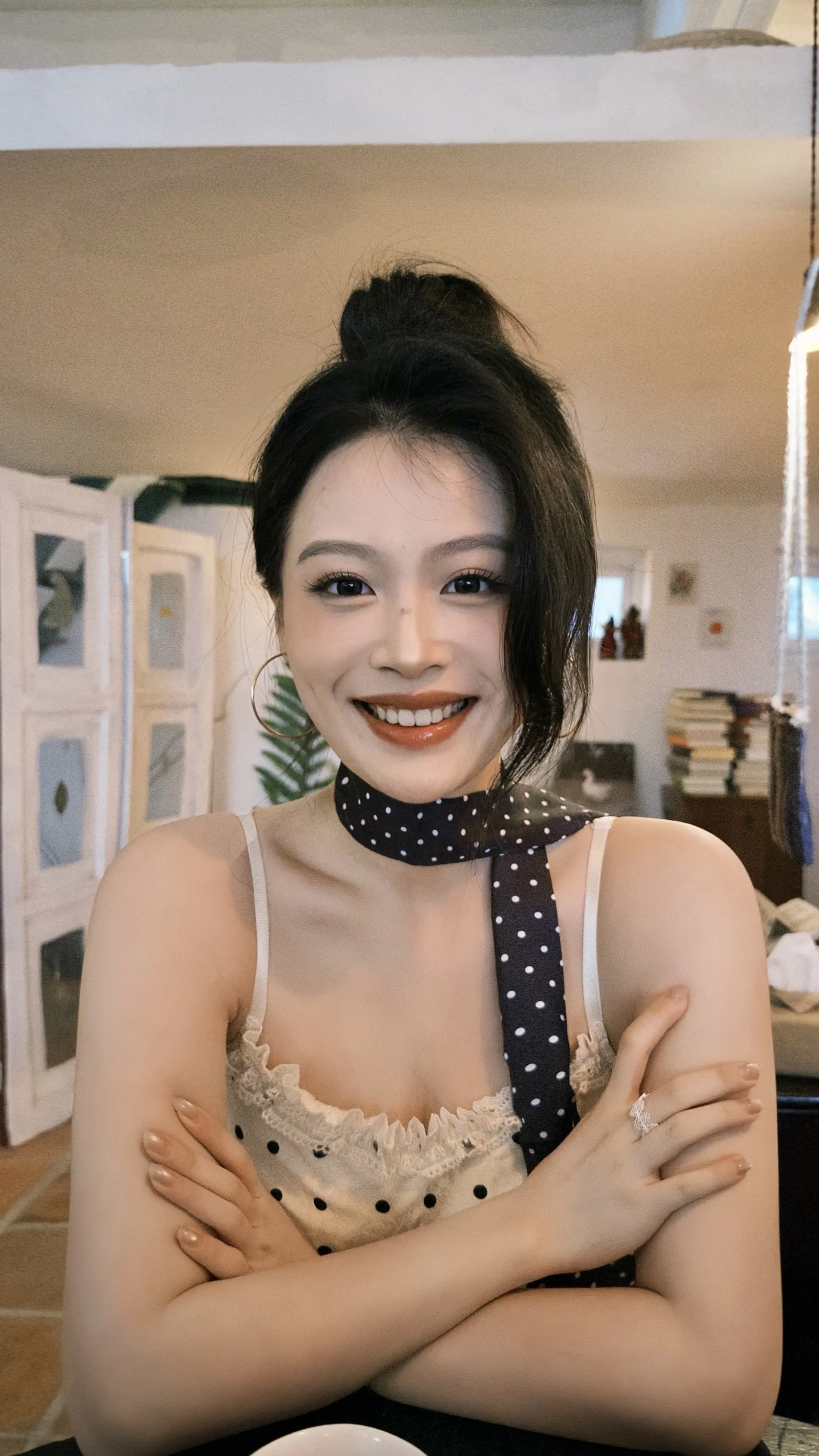 人总是因为片刻的幸福而原谅所有的痛苦。