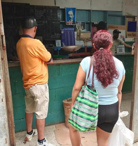 有人说我们为何不把便宜物资卖给古巴，这样既可解决古巴物资紧缺困境，又能清空咱们过