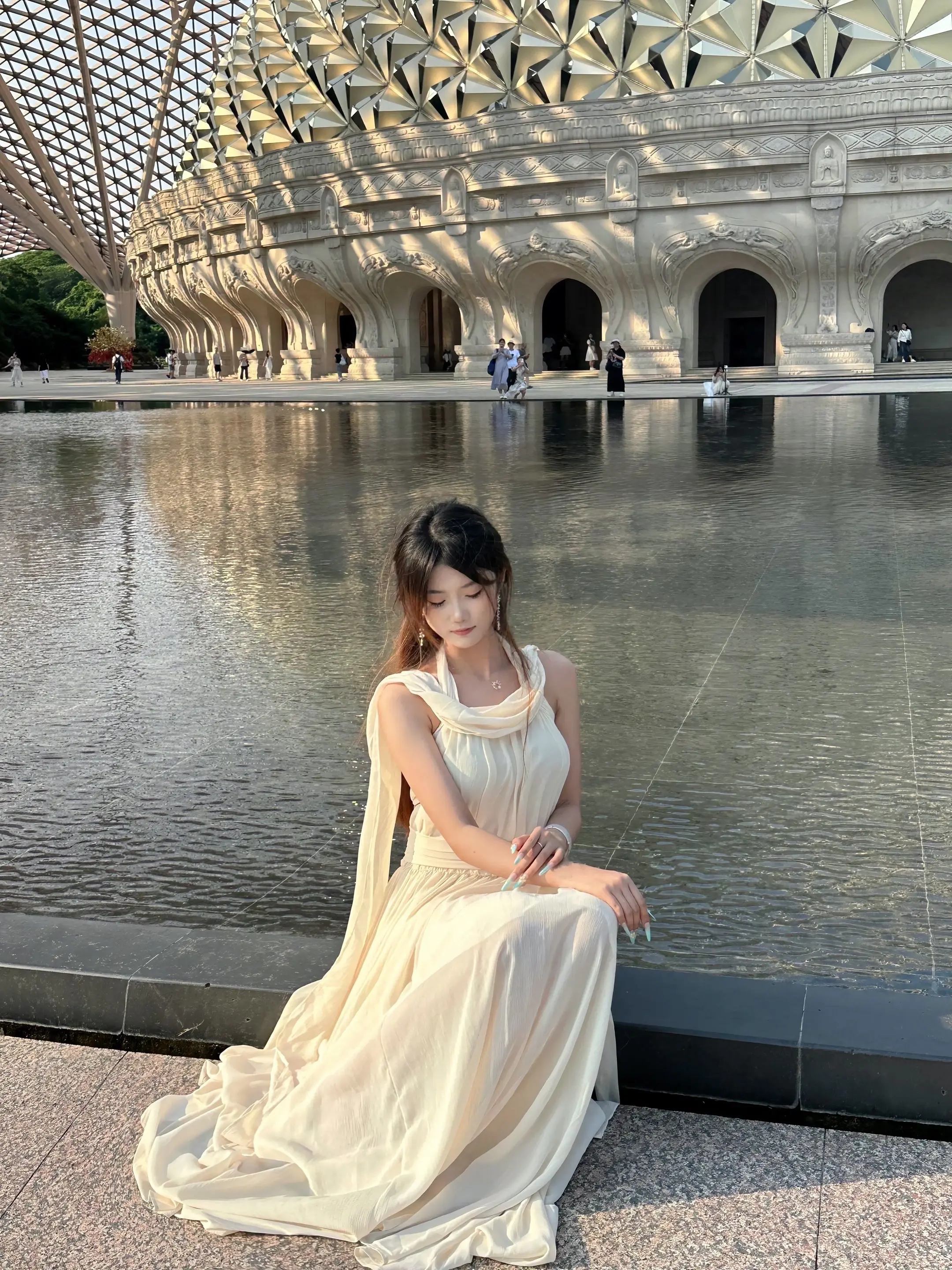 太阳太大没有睁开眼睛的