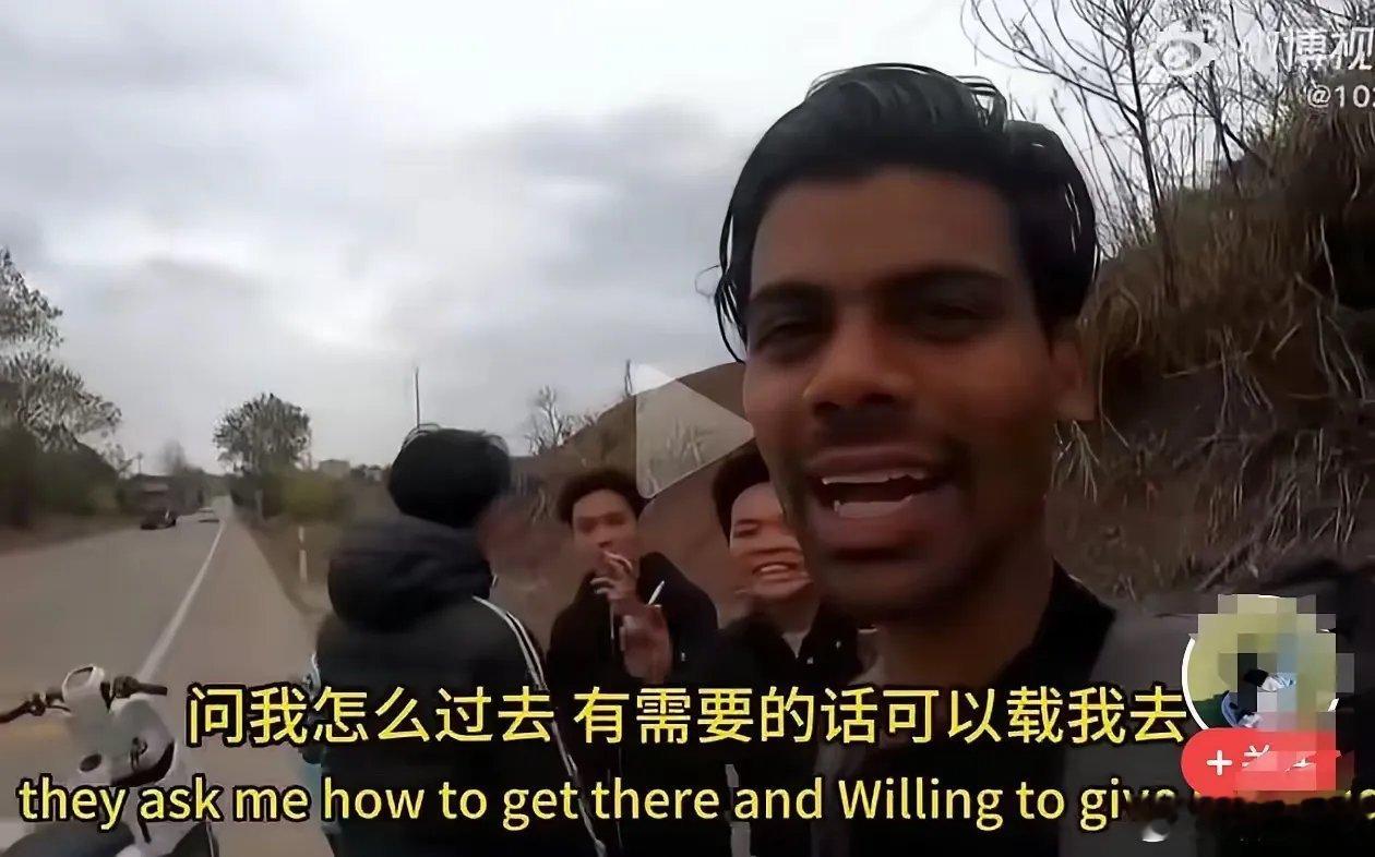 最近几天这个印度人一直在大同陕西一带蹭车、蹭饭、要钱，这是他第二次穷游中国了。这