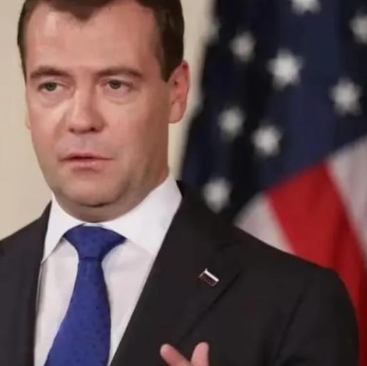 俄罗斯高层表示：如果俄罗斯战败，那么俄罗斯将毫不犹豫的对整个世界启动“核打击”，