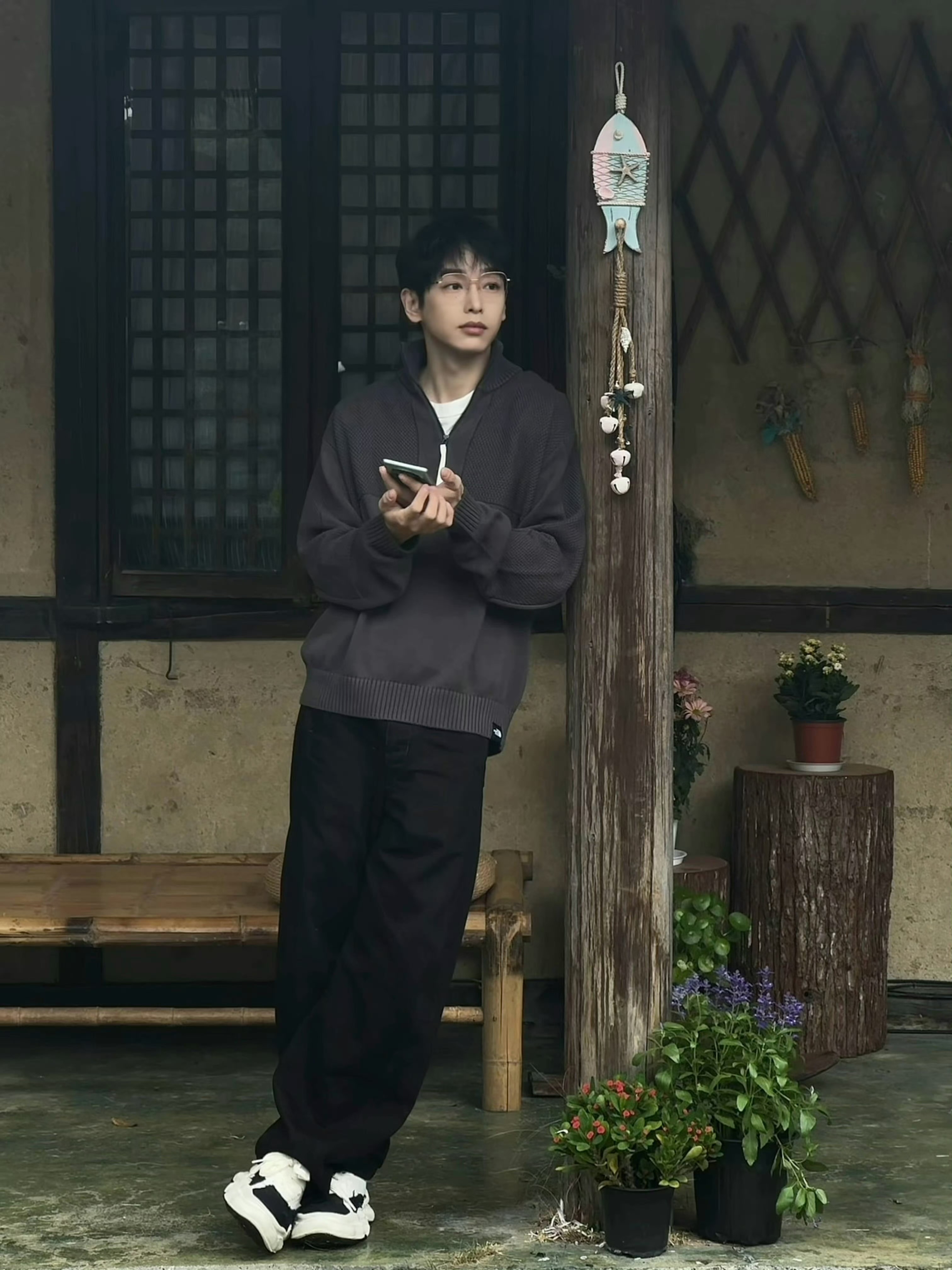 我天！！！彭昱畅帅成这样，这可是live实况！我这下相信那些照片和直播什么的都没