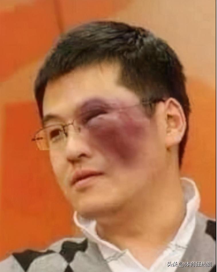 虚胖？杨毅或再一次惨遭打脸！
湖人队八连胜之后以45胜25负稳居西部第三，杨毅认