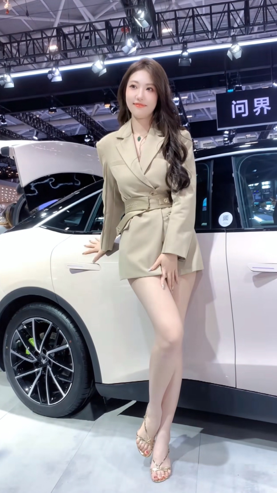 隐藏式门把手设计就是不科学 ​​​