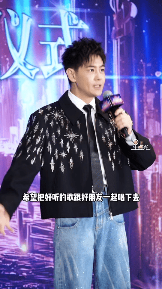 这居然是51岁的林志颖林志颖的51岁像被时光偷偷打了折，风采半点没减，颜值气质依