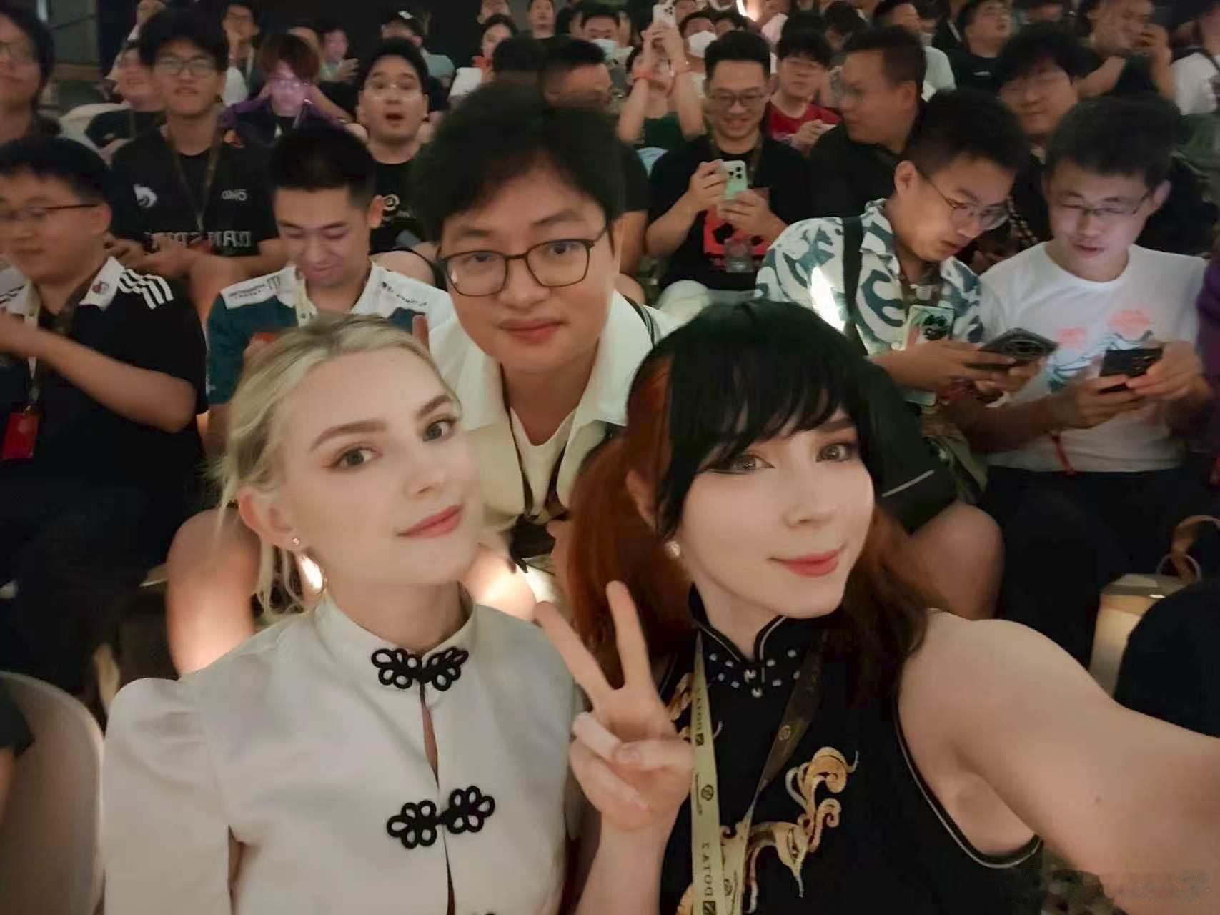 现场惊现老艺术家dota2