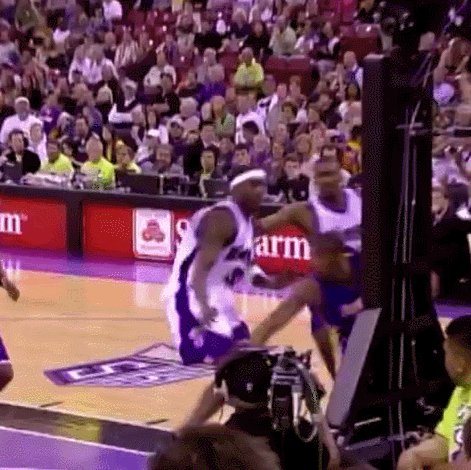 闪转腾挪可以形容科比这球！