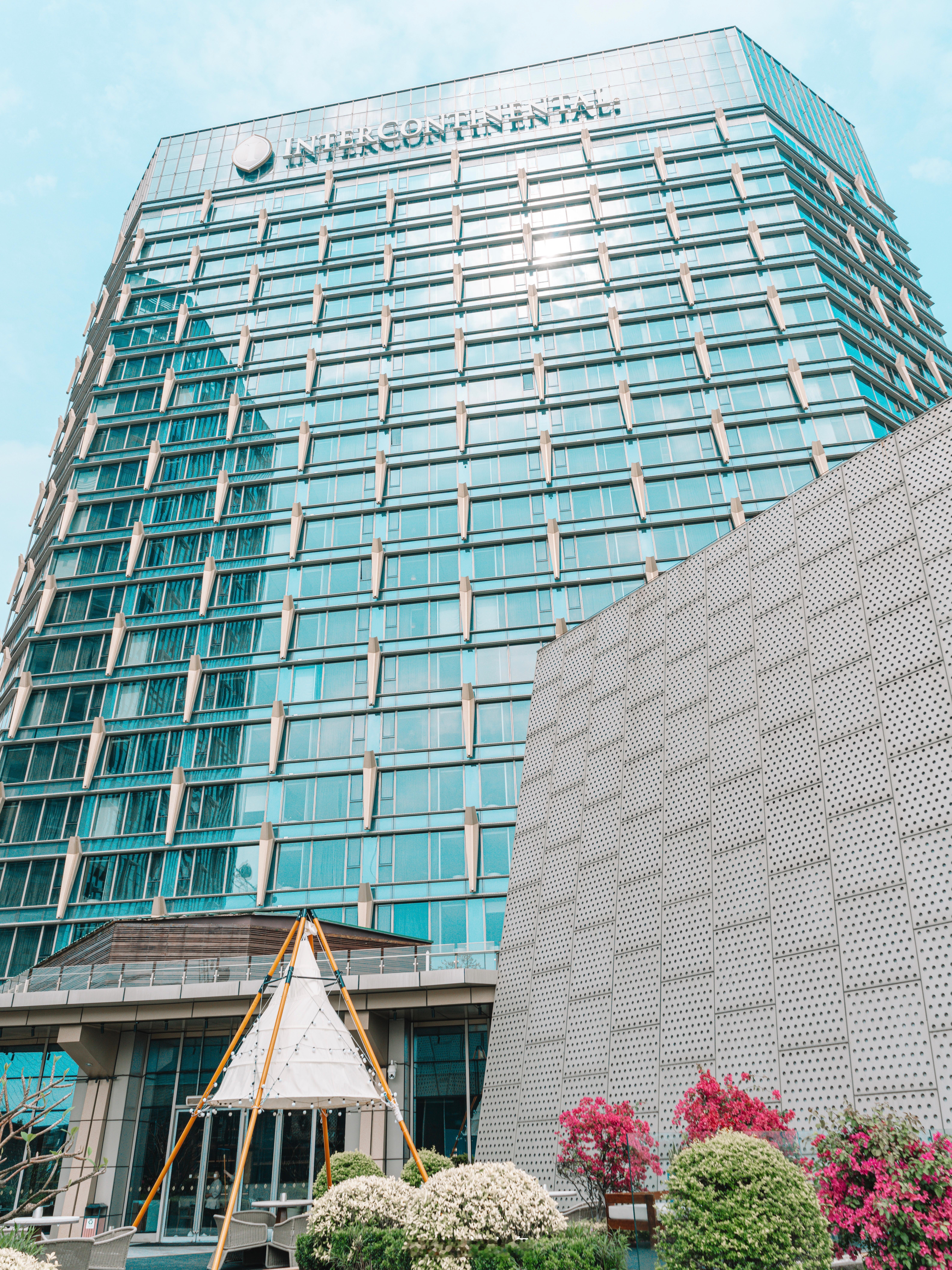 泉州这家酒店的房间可以看到摩天轮耶！周末带家人在泉州玩，虽然去了很多次，但这次入