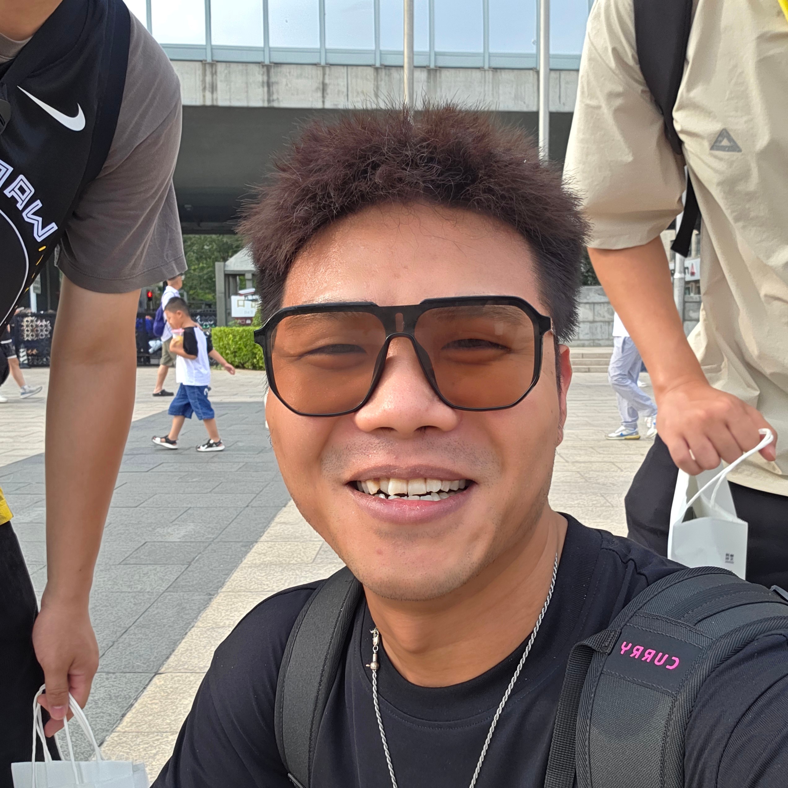 待会要跟打球 ​​​