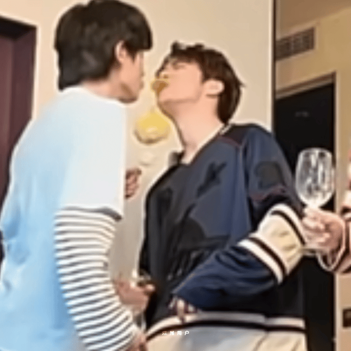 宋亚轩刘耀文差点亲上了 妈呀 CP粉过年了！！！真的不是AI吗？