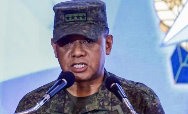 菲律宾军方换帅悬念落地，新总参谋长任期跨越2028年大选。
 
麻烦看官老爷们右