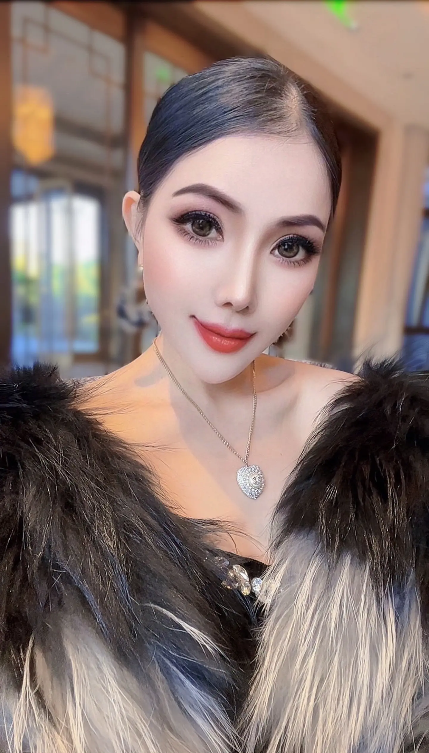 爱是住进一个人的内心，成为他的左右手，少了你就不完整