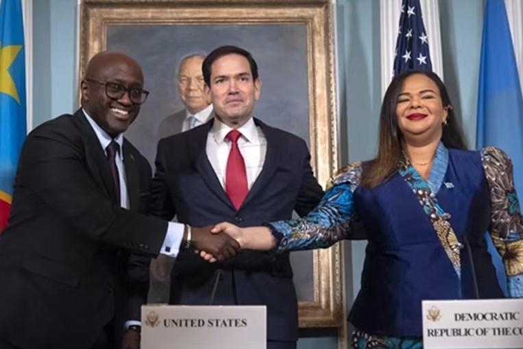 昨天，鲁比奥接受采访时表示:“刚果与卢旺达总统拟于12月4日赴美签署和平协议，并