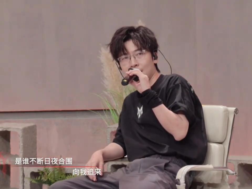 邵子恒想藏但身体不允许王传君王啸坤唐九洲邵子恒小考舞台创意和综艺笑点双丰收，王传
