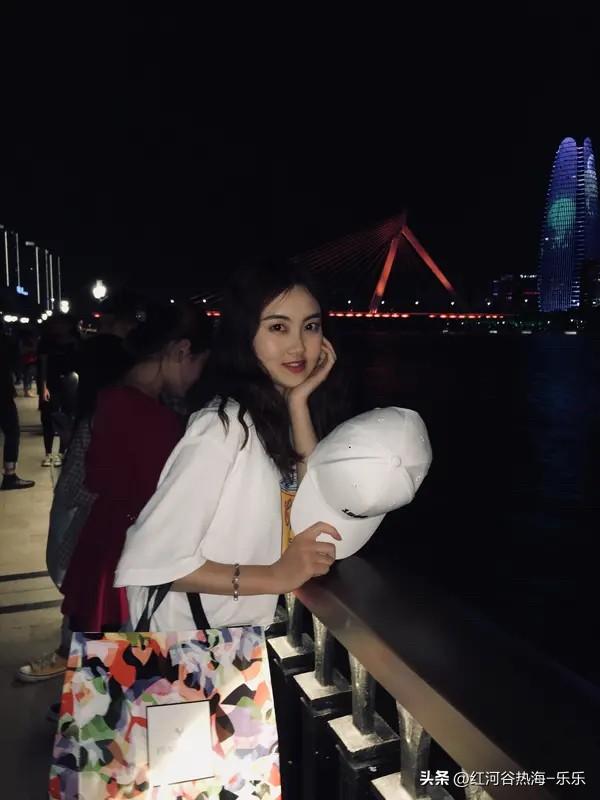 女生还是比男生要幸福很多的。
不管是大城市，还是小城市，只要女生想要结婚，就肯定