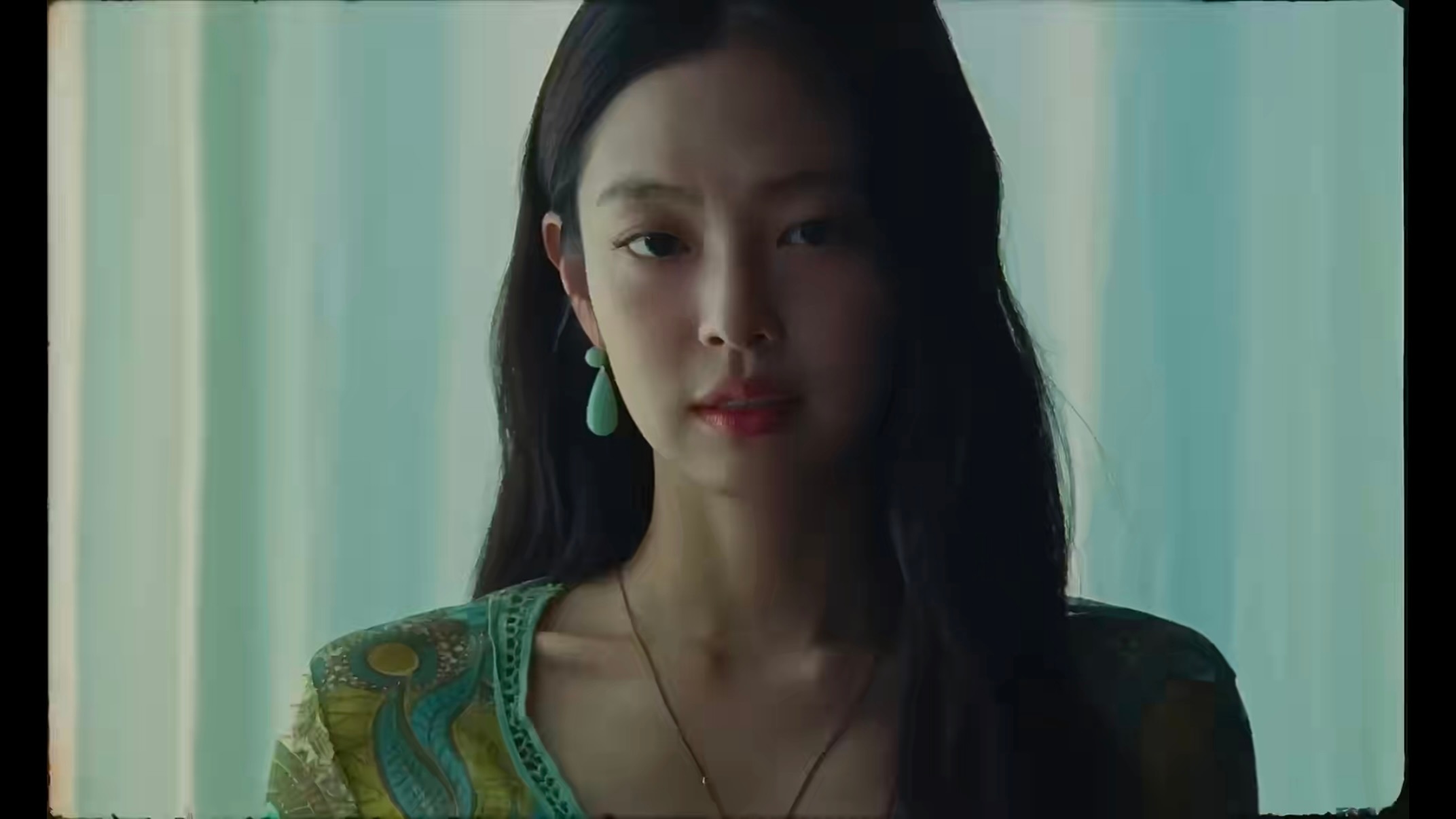 JENNIEless than a lover最新预告7.24 12:00jen