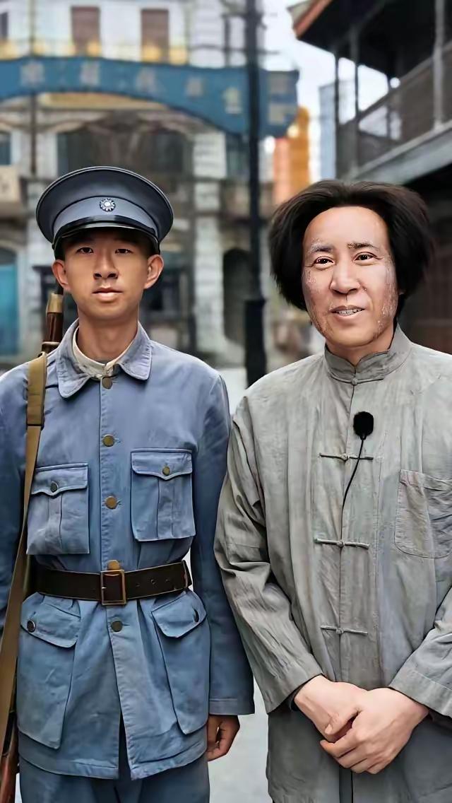 这应该是于和伟从艺以来最失败的造型，没有之一。
有人说，简直是亵渎伟人的形象。