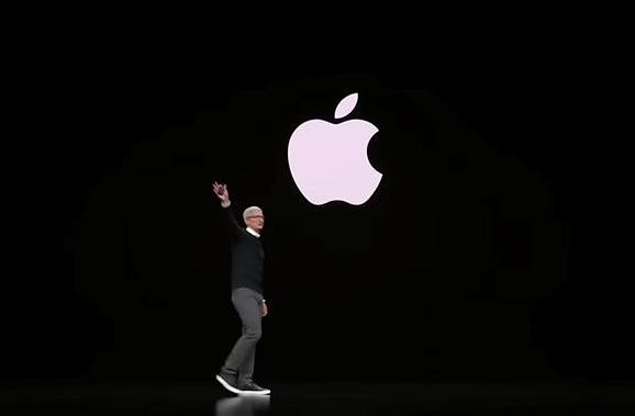 库克时代即将结束！苹果宣布15年CEO交班，从iPhone到Apple Watc