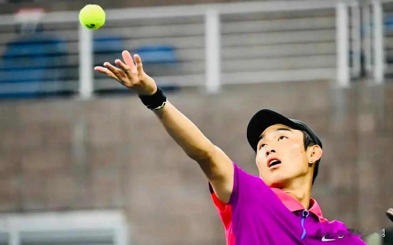 ATP250🇨🇳成都站最新夺冠赔率榜中，🇨🇳商竣程🇮🇹穆塞蒂并列第一