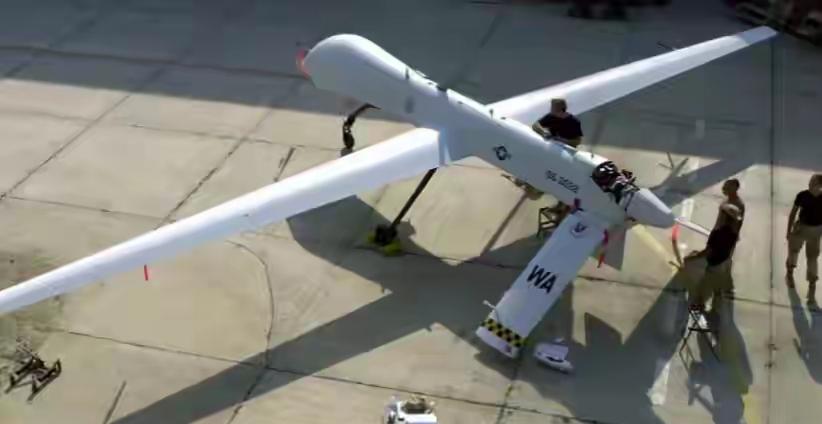 美国不讲武德：不宣而战；委内瑞拉不走寻常路：你炸我也炸