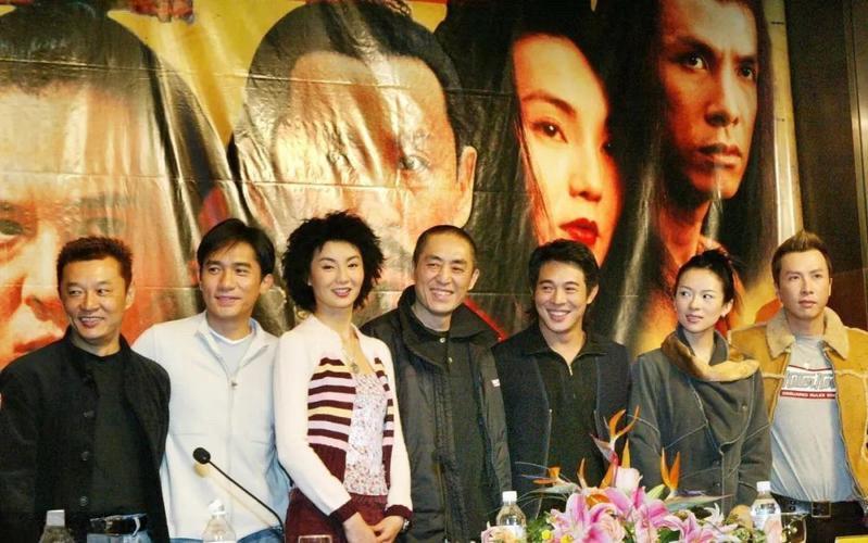 当年，《英雄》这部电影，齐聚的演员阵容，堪称演艺圈的天花板了。

也是大导演张艺