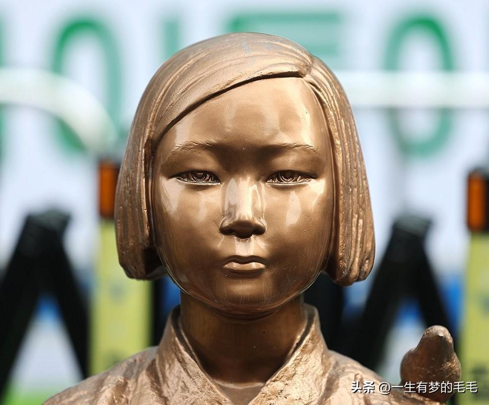 2月3日，韩国警方以涉嫌侮辱日军“慰安妇”受害者，传唤强硬保守派市民团体代表。