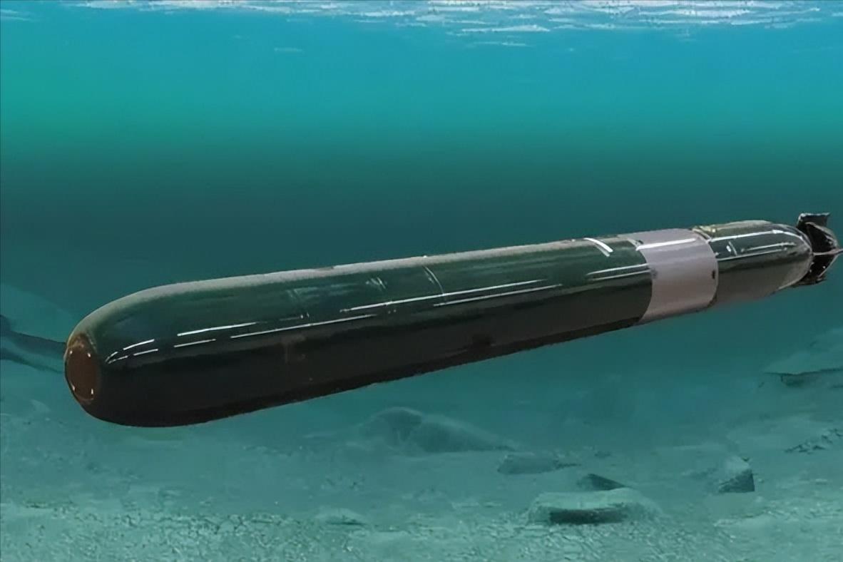 欧洲害怕俄罗斯，所以抱团取暖，美国为什么忌惮俄罗斯？因为它相信：如果把俄罗斯逼到