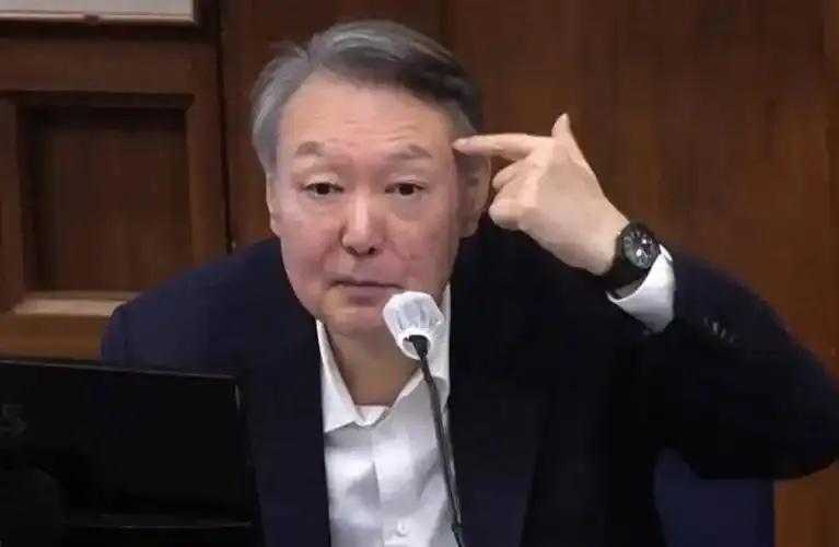 尹锡悦最后一根稻草都被切断了。当地时间3月9日，韩国最大的在野党国民力量党通过了