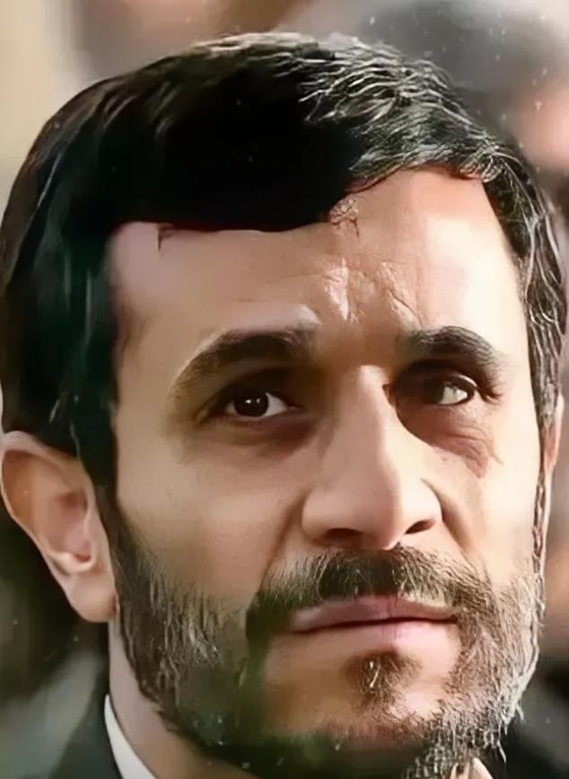 伊朗传来新消息！

两千四百一十万伊朗人，在一个叫“为伊朗捐躯”的网站上，按下了