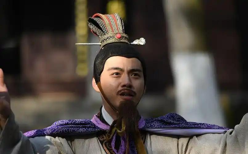 汉景帝十分朴素，仁厚爱民，为何会要求上万人为他陪葬？

提到汉景帝刘启，熟悉历史