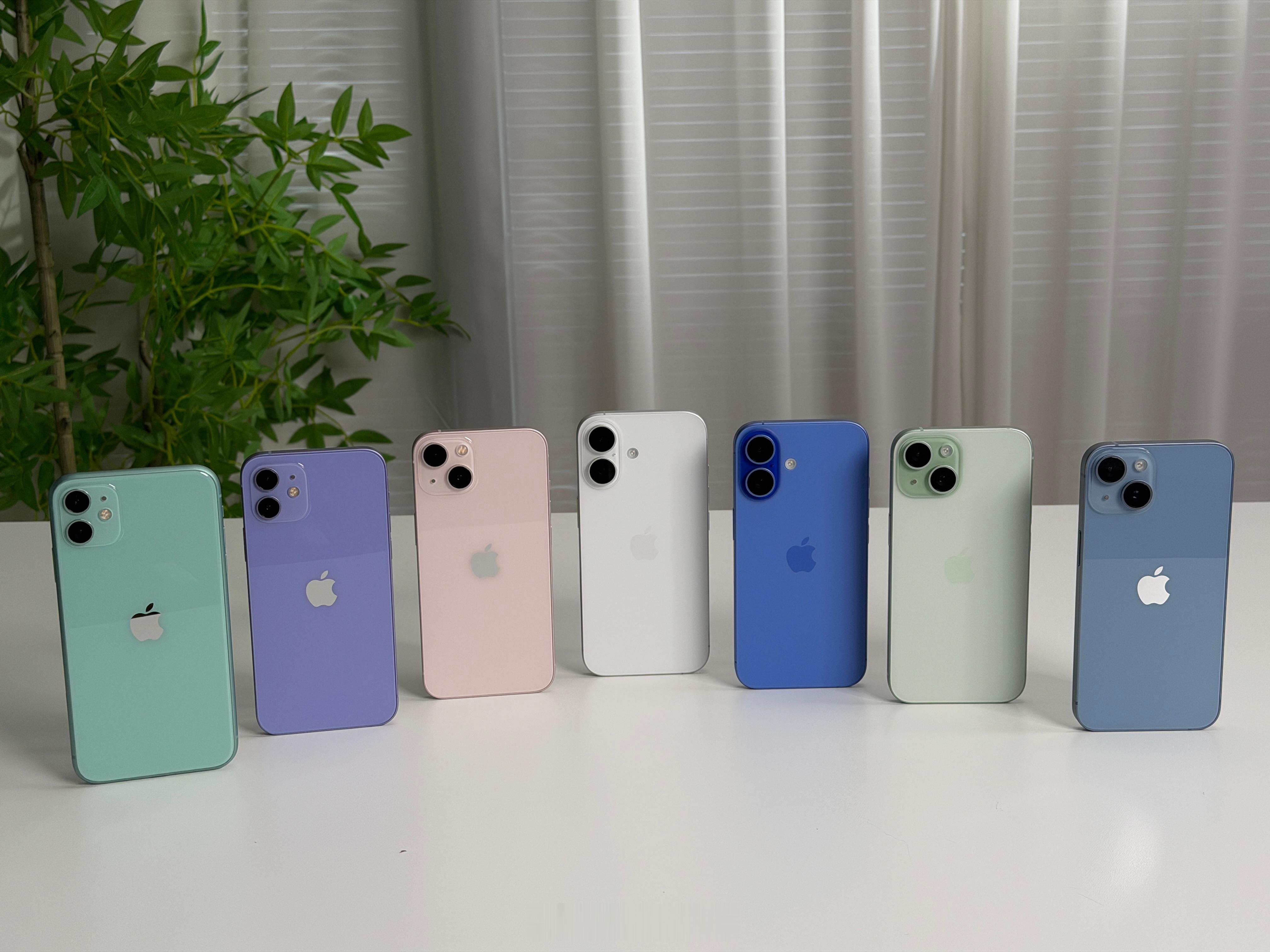 iPhone11-17标准版集合！你能分得出来吗？